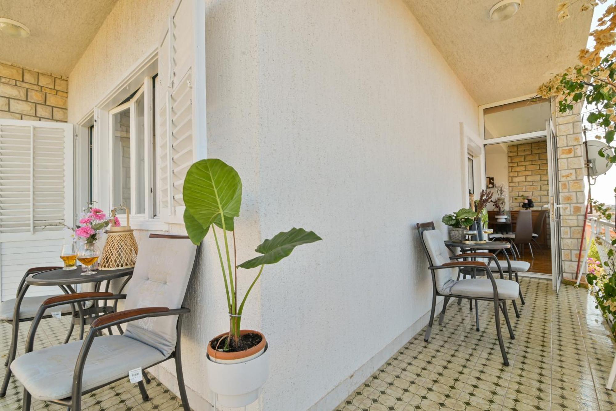 Apartment Spira Puovica トロギール エクステリア 写真