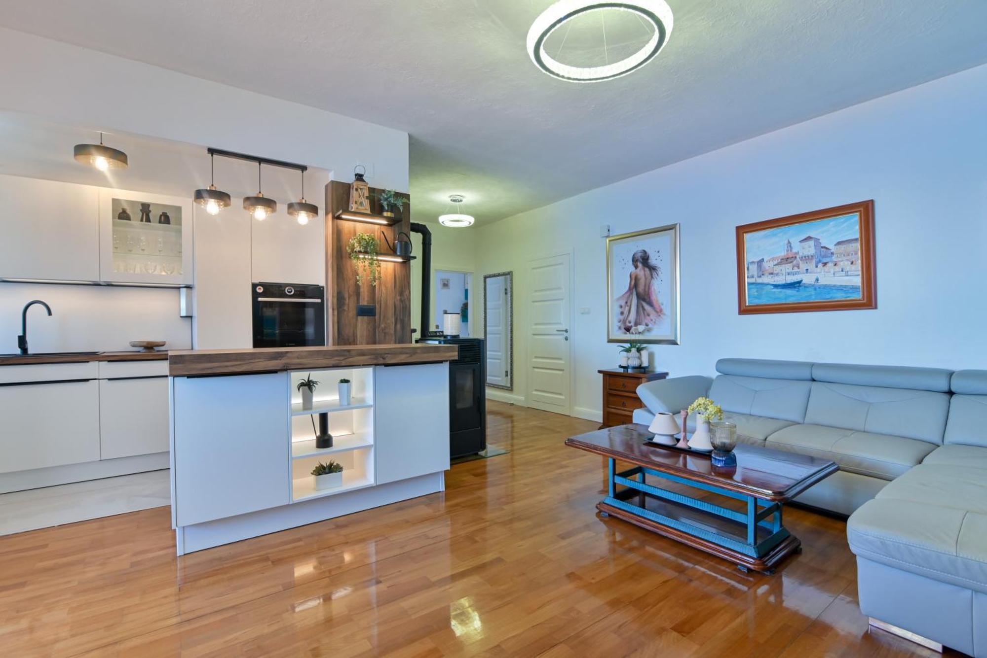 Apartment Spira Puovica トロギール エクステリア 写真